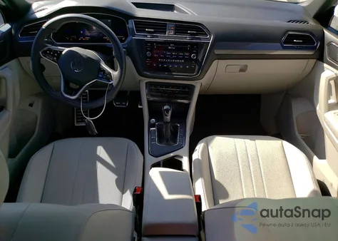 2022 Volkswagen Tiguan Se R-Line Black z USA, uszkodzony, nr VIN 3VVCB7AXXNM078688